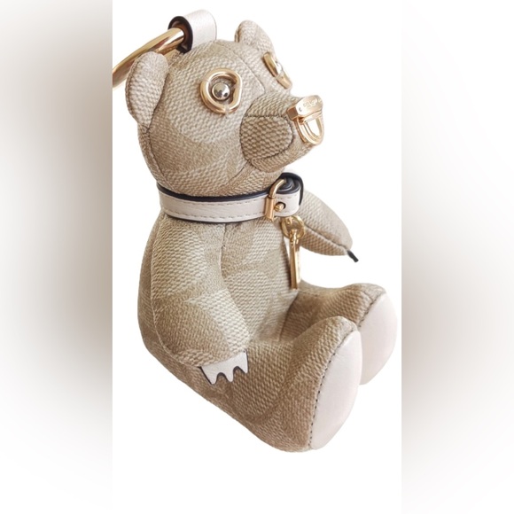 Coach CI102 Beige Signature C Coated Canvas Bear  Bag Charm/Key Chain COLLECTOR - Picture 2 of 8